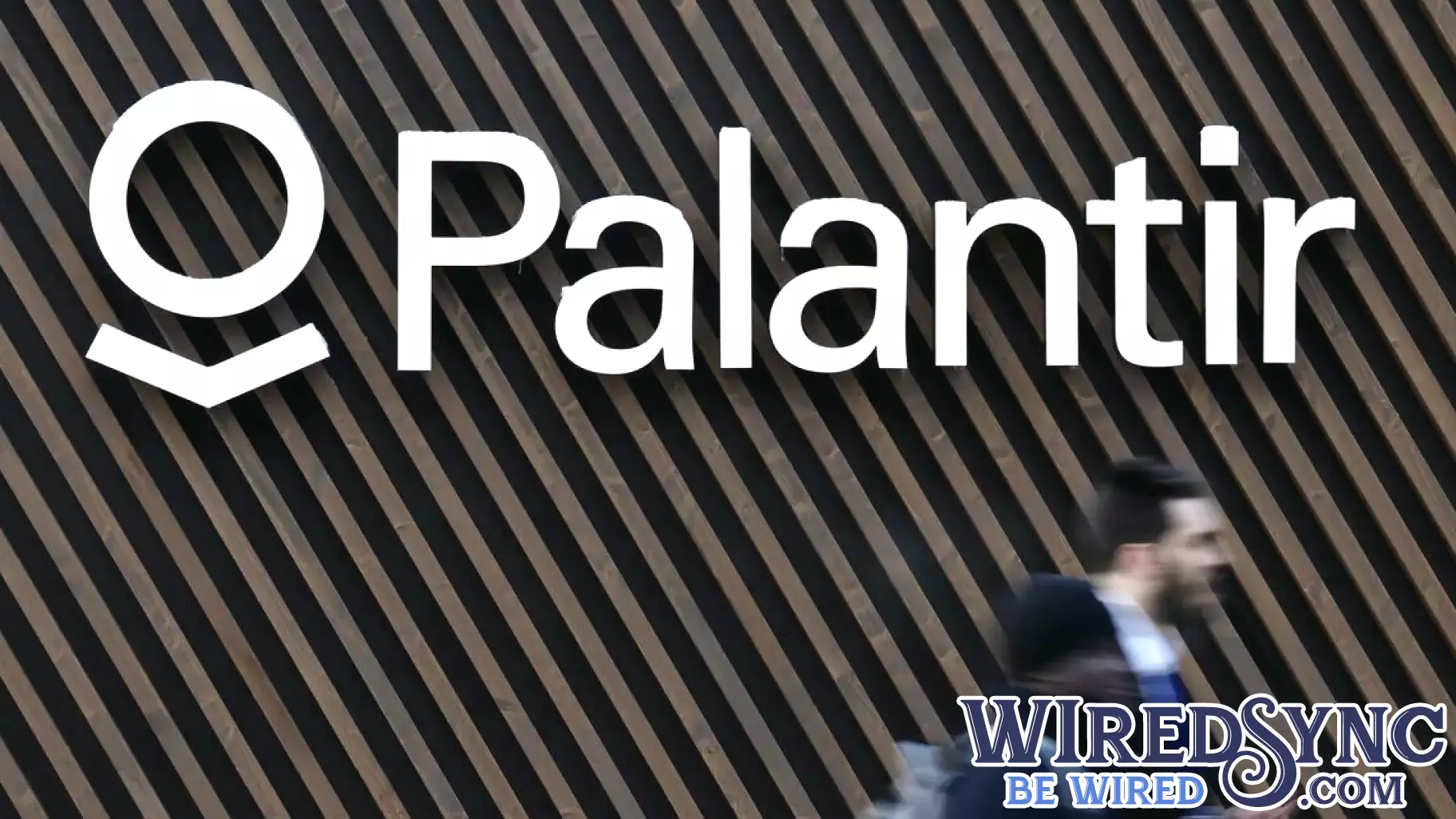 Boeing Collaborates with Palantir to Enhance AI in Defense and Manufacturing