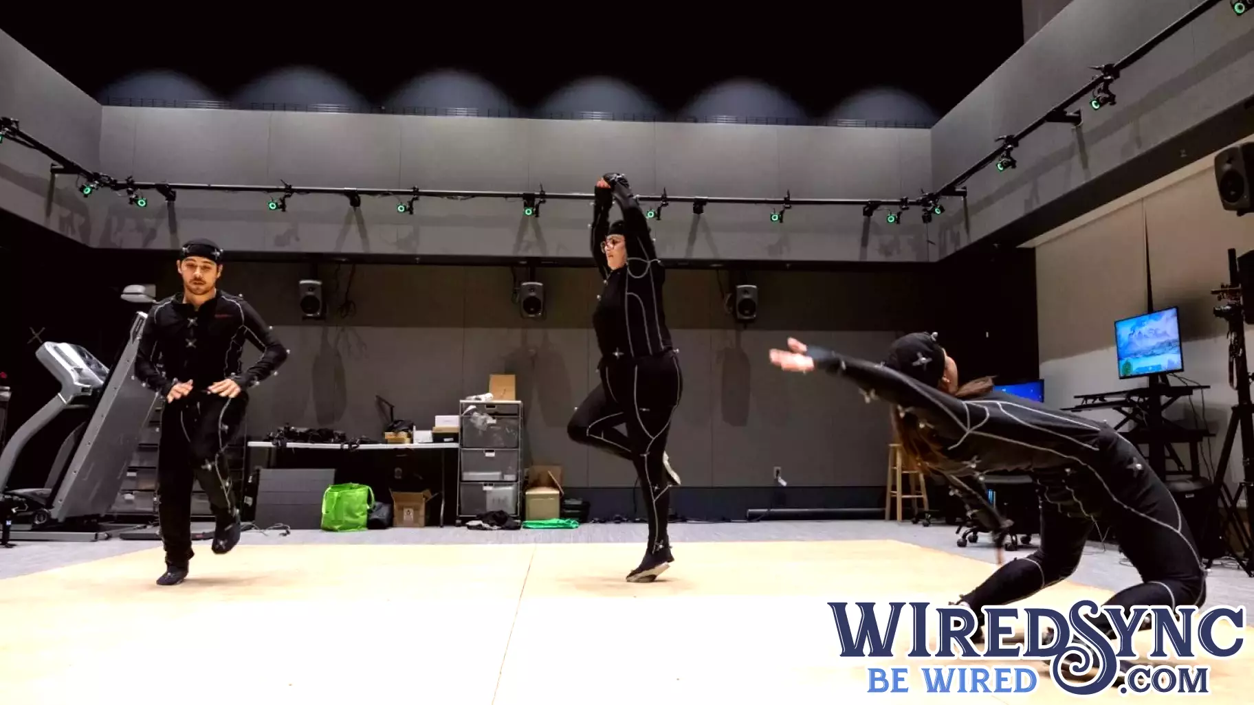 Bridging real human movement with digital technology