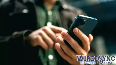 The Digital Pathway to Opioid Addiction